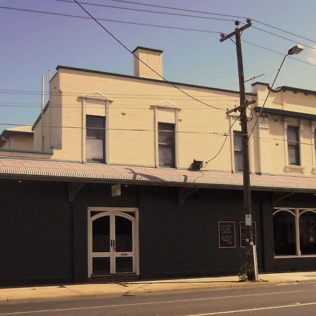Plough Hotel Melburne Exterior foto